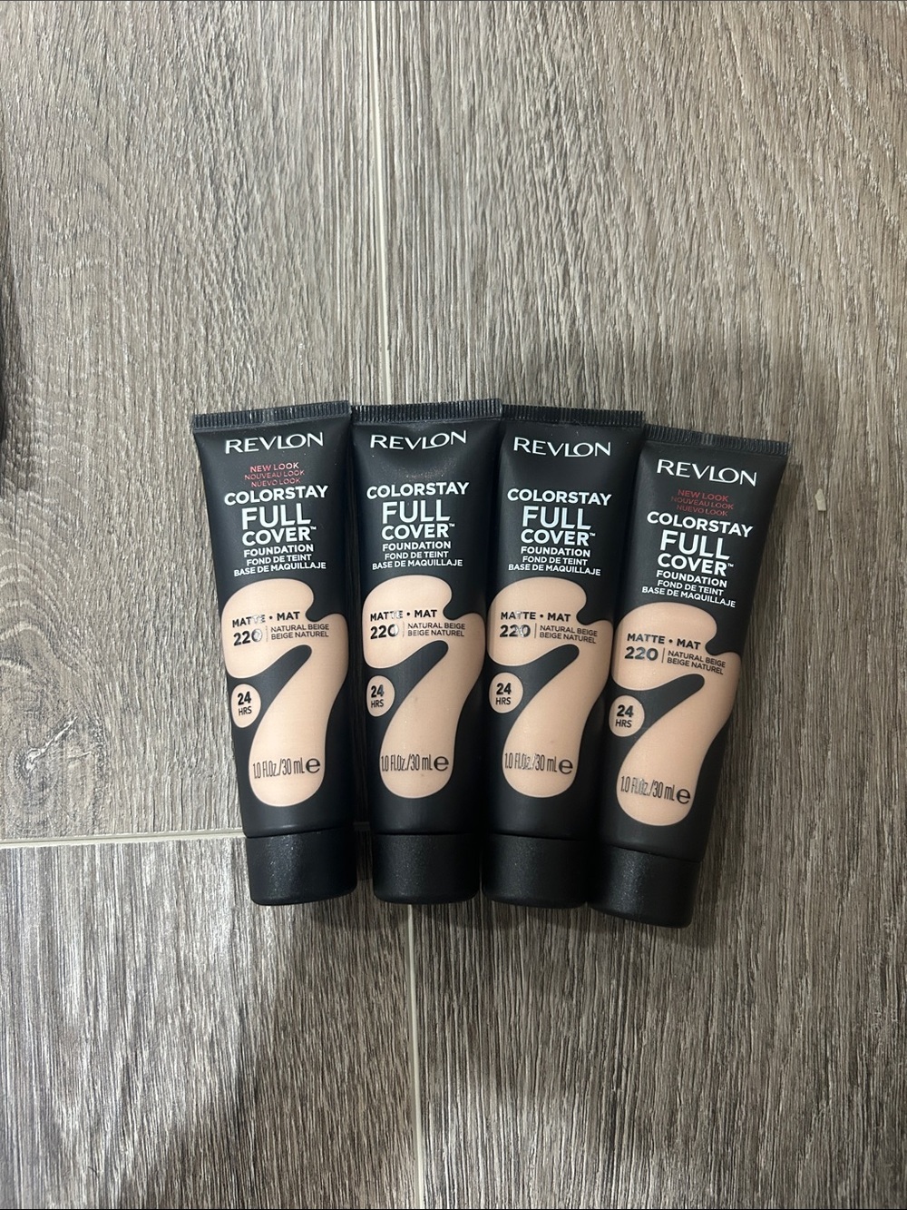 4X Revlon ColorStay Full Cover Matte Foundation Natural Beige 220 🌸 FIRM PRICE 🌸